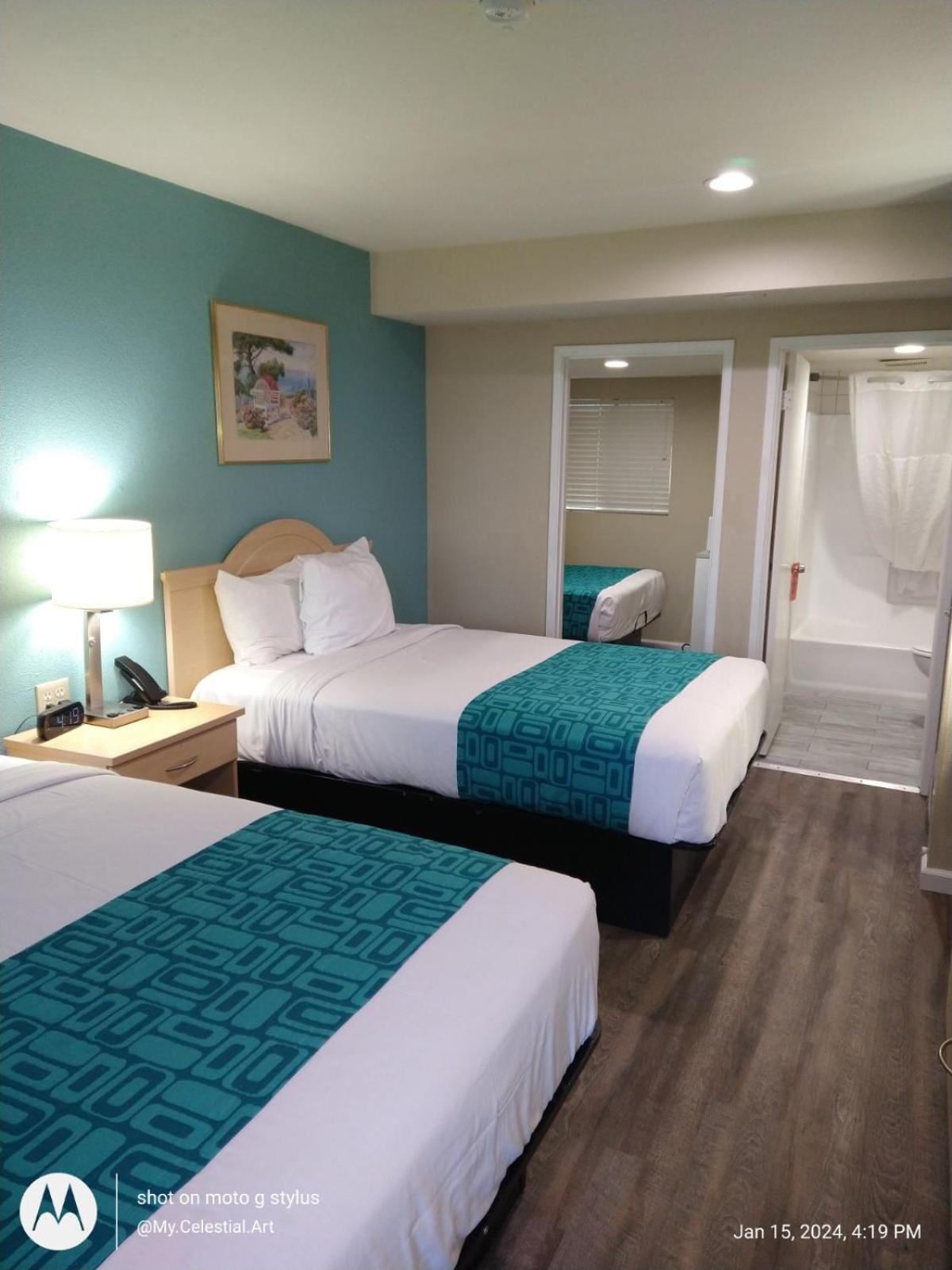 Howard Johnson By Wyndham Santa Cruz Beach Boardwalk Buitenkant foto