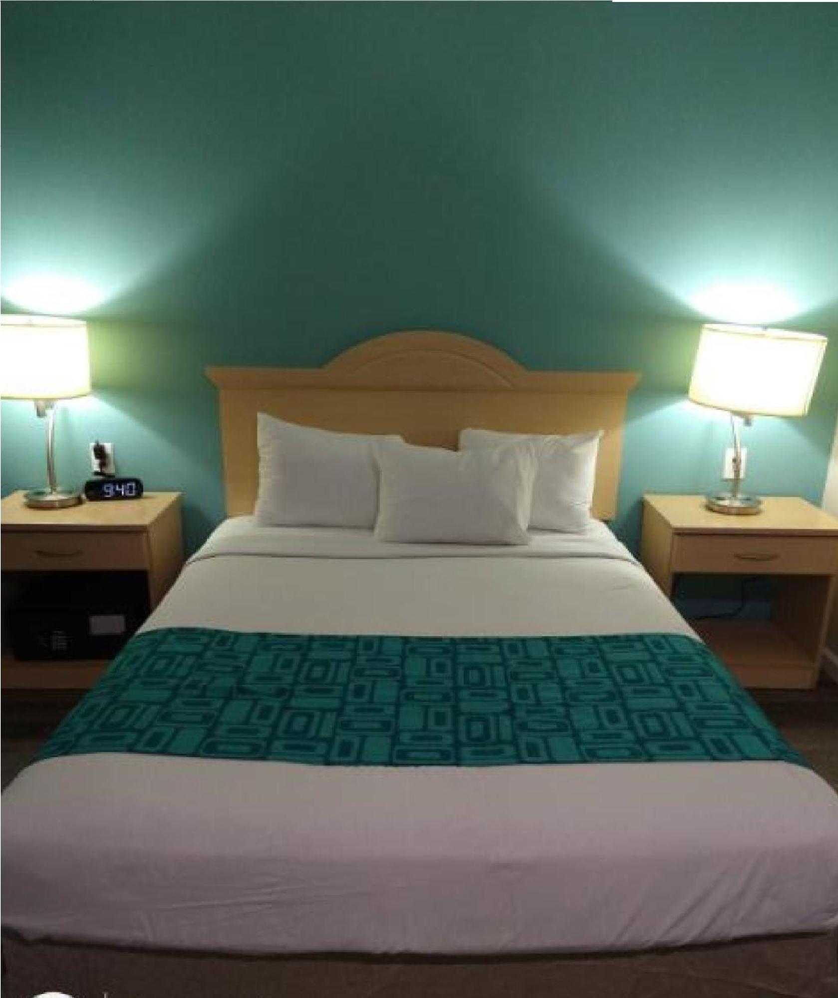 Howard Johnson By Wyndham Santa Cruz Beach Boardwalk Buitenkant foto