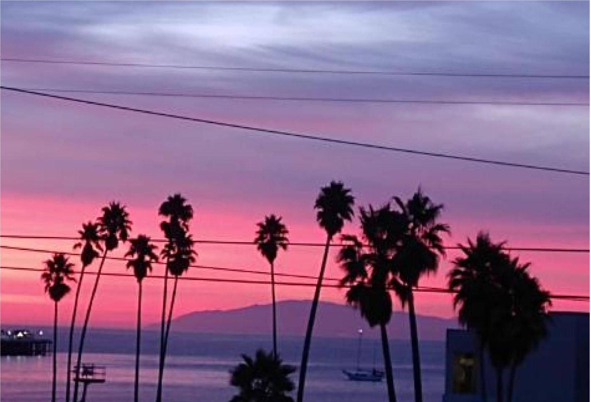Howard Johnson By Wyndham Santa Cruz Beach Boardwalk Buitenkant foto