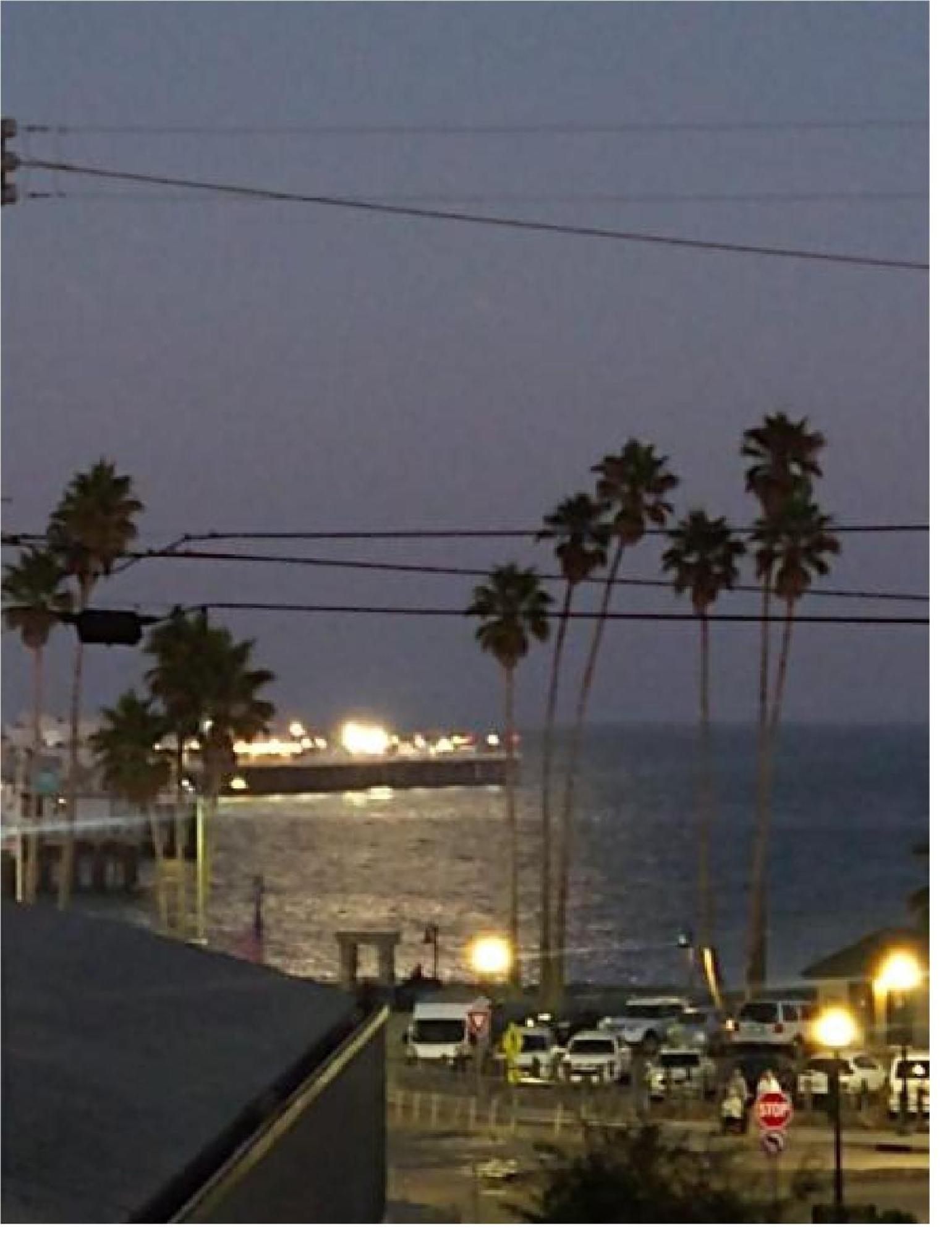Howard Johnson By Wyndham Santa Cruz Beach Boardwalk Buitenkant foto
