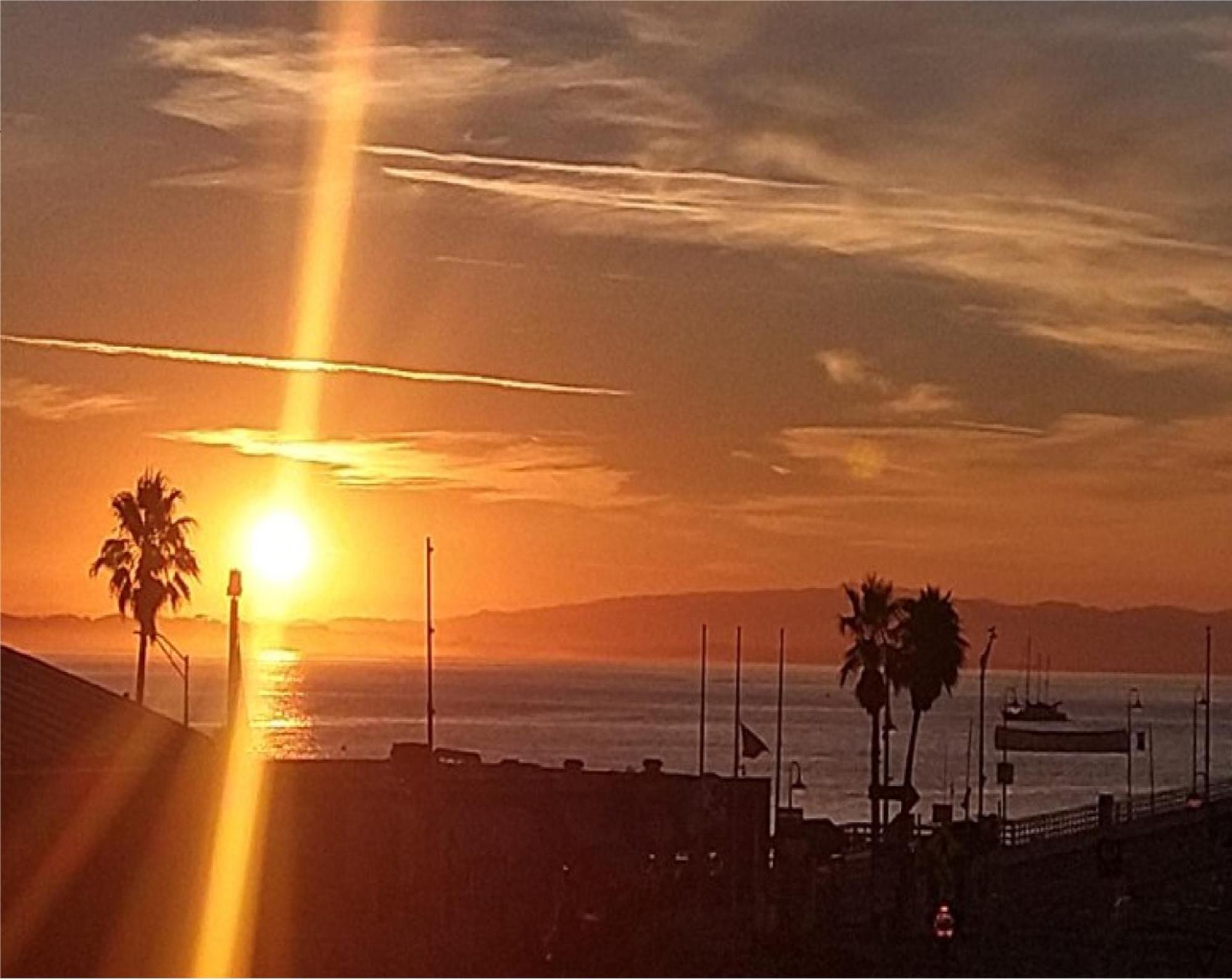 Howard Johnson By Wyndham Santa Cruz Beach Boardwalk Buitenkant foto
